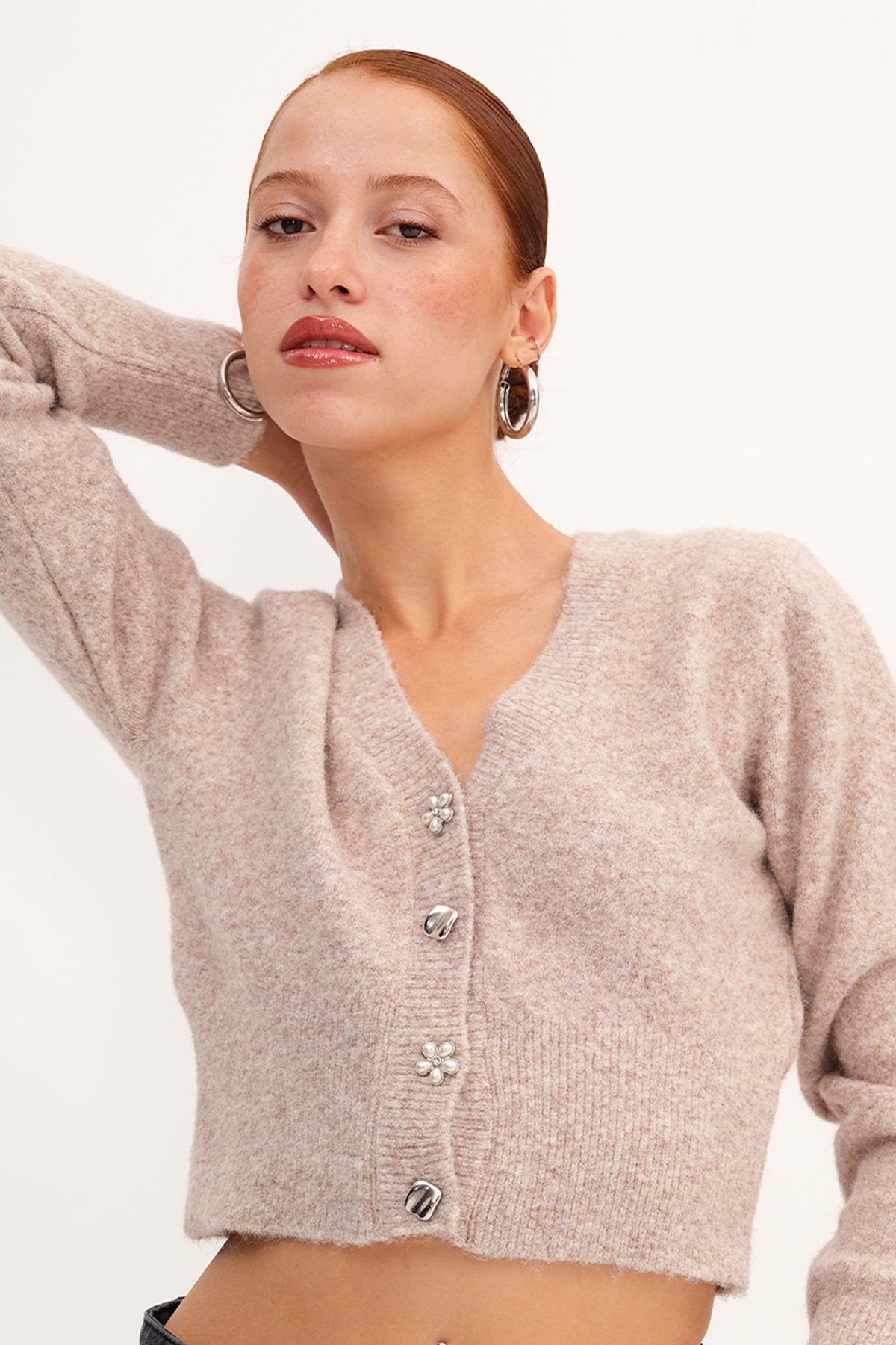 Mink_V-Neck-Buttoned-Knit-Cardigan-addax