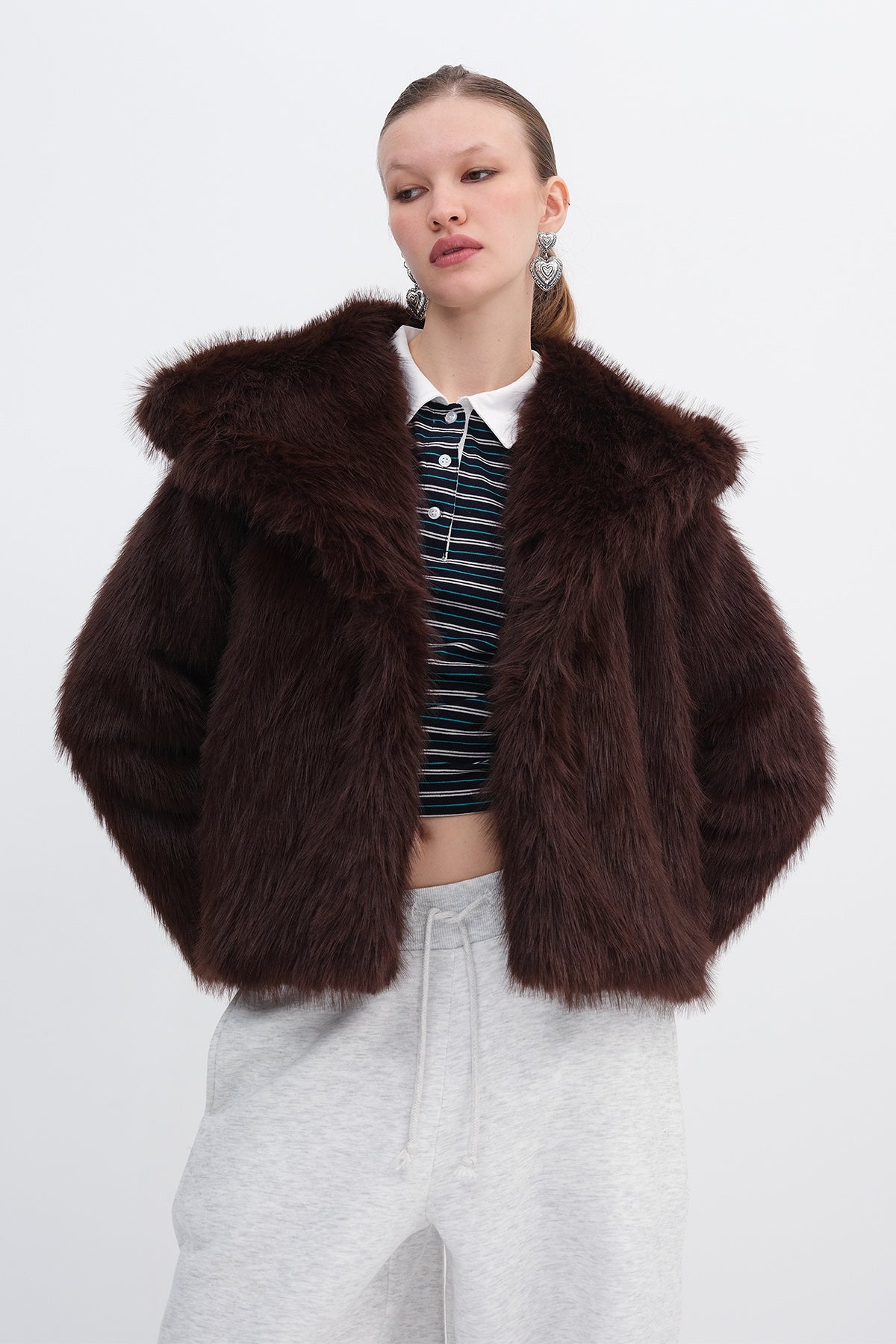 Brown_Shawl-Collar-Faux-Fur-Coat-addax