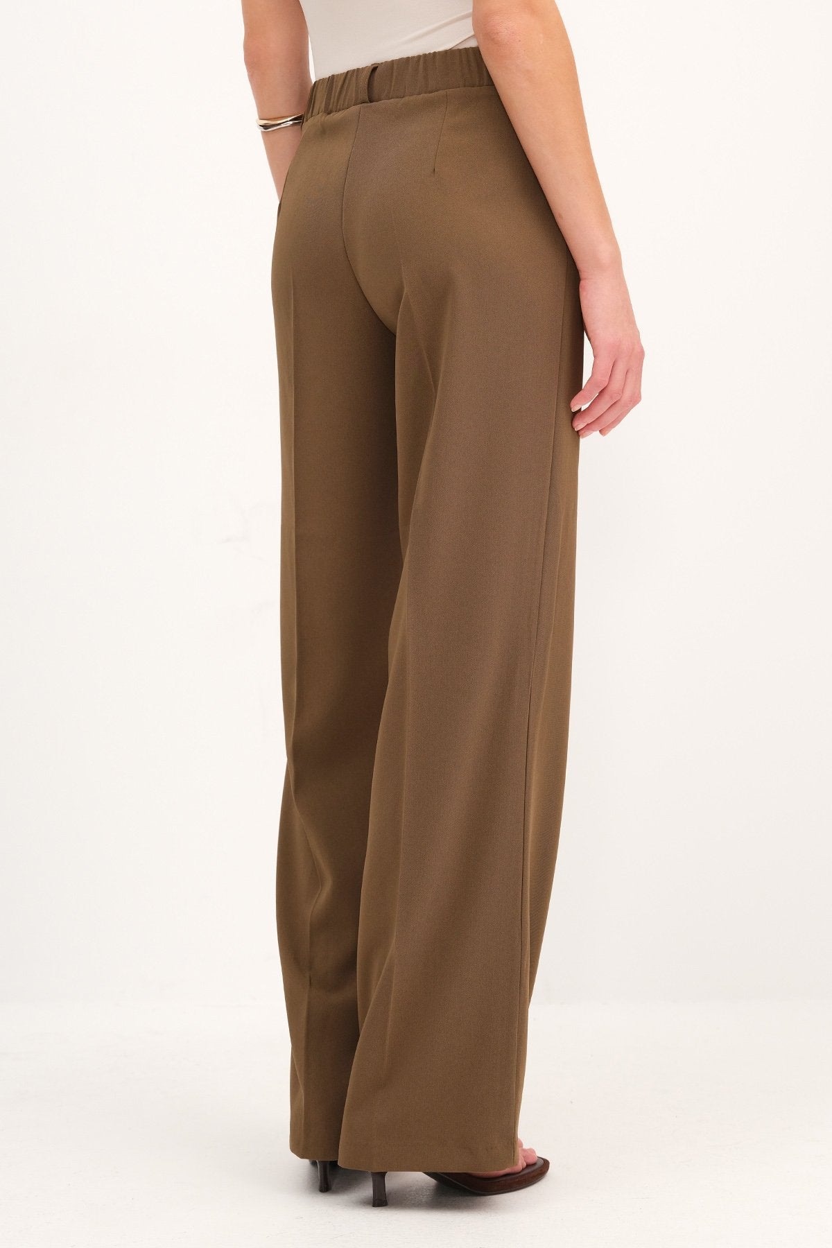 Oil-Green_Buttoned-Wide-Leg-Pants-addax
