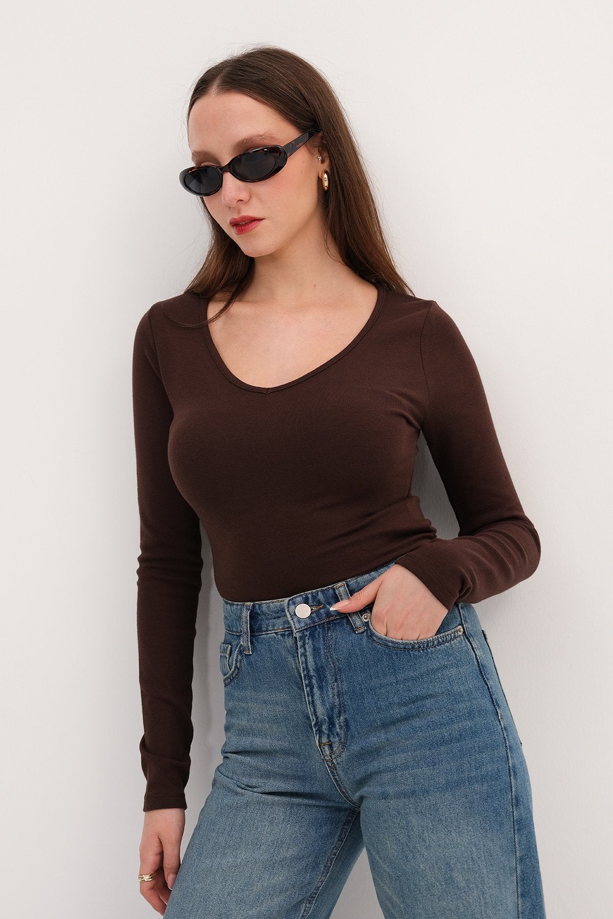 Bitter-Coffee_V-Neck-Long-Sleeve-Basic-Blouse-addax