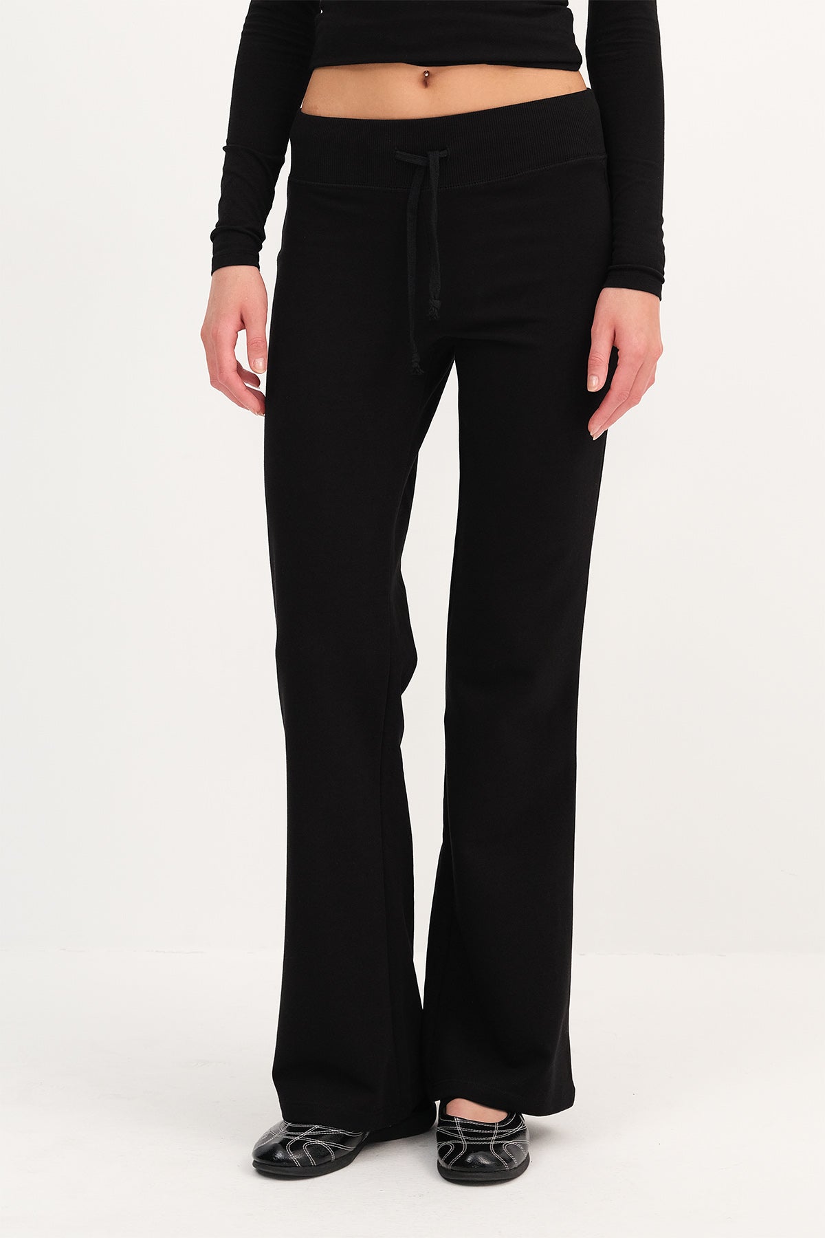 Black_Elastic-Waist-Sweatpants-addax