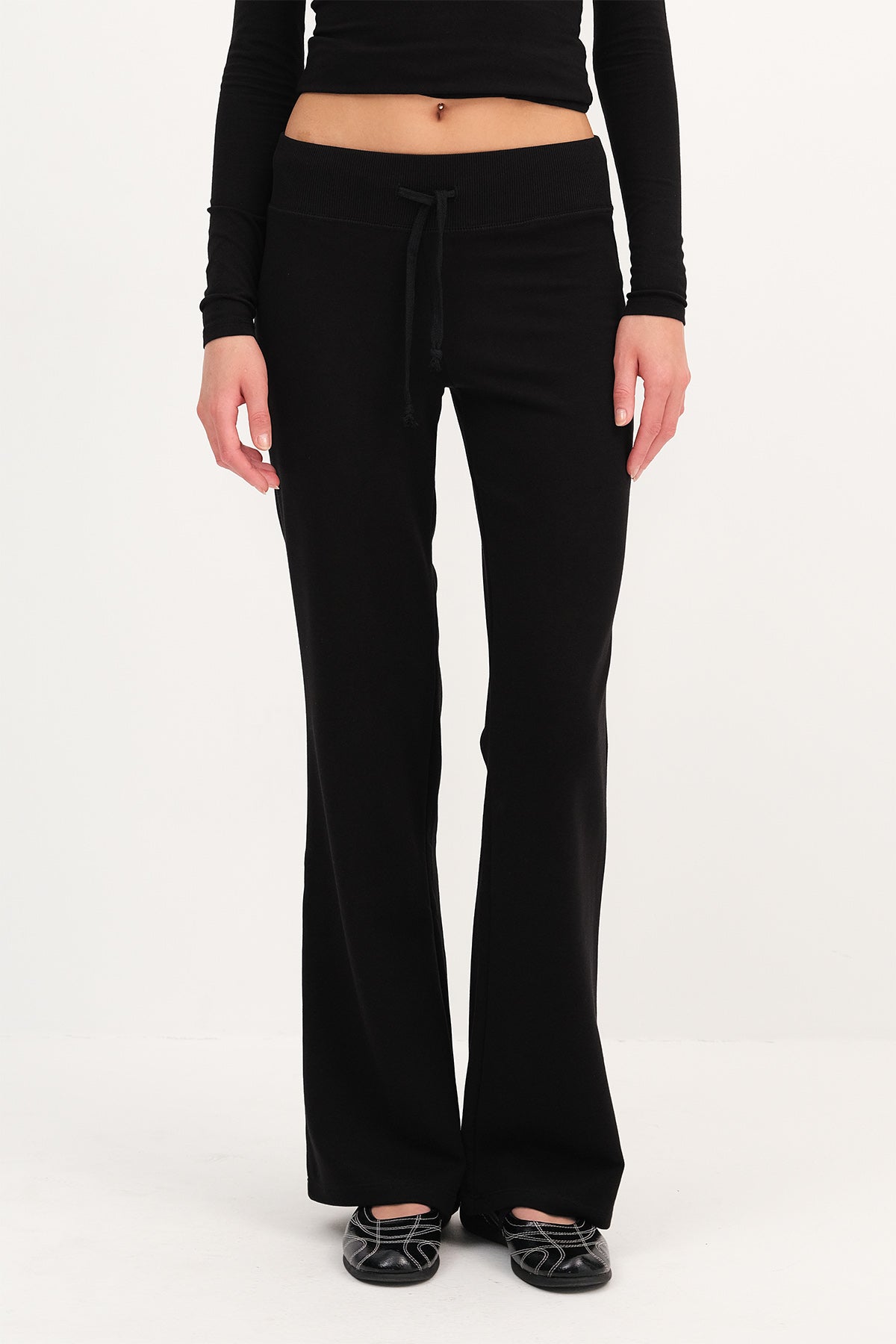 Black_Elastic-Waist-Sweatpants-addax
