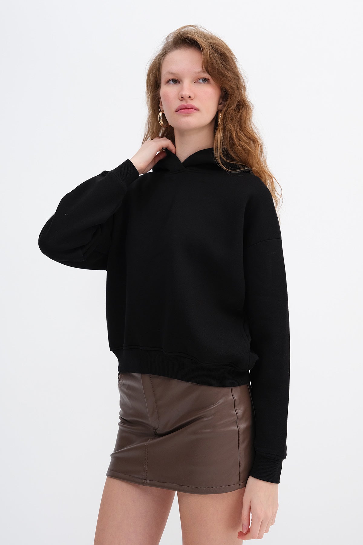 Black_Hooded-Brushed-Sweatshirt-addax