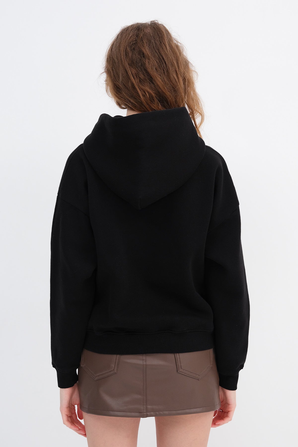 Black_Hooded-Brushed-Sweatshirt-addax