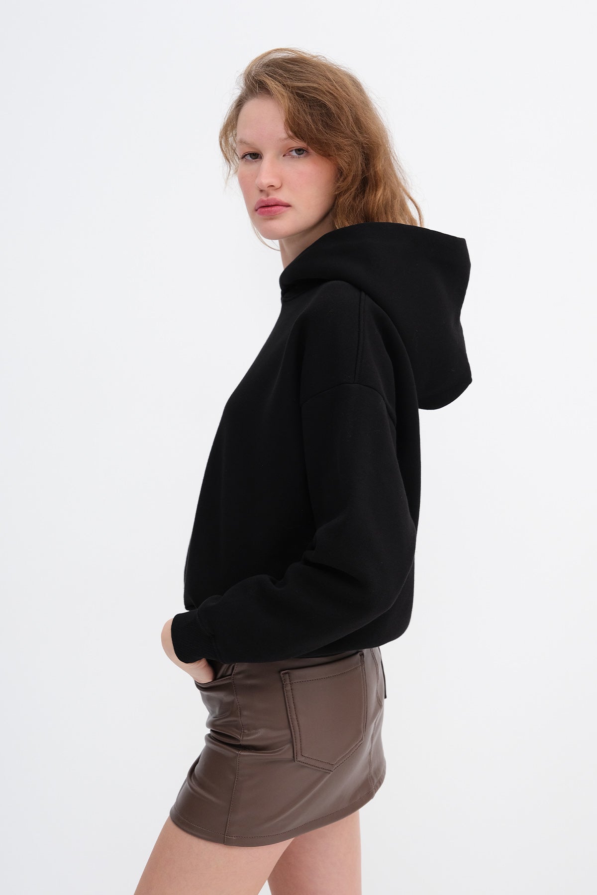 Black_Hooded-Brushed-Sweatshirt-addax