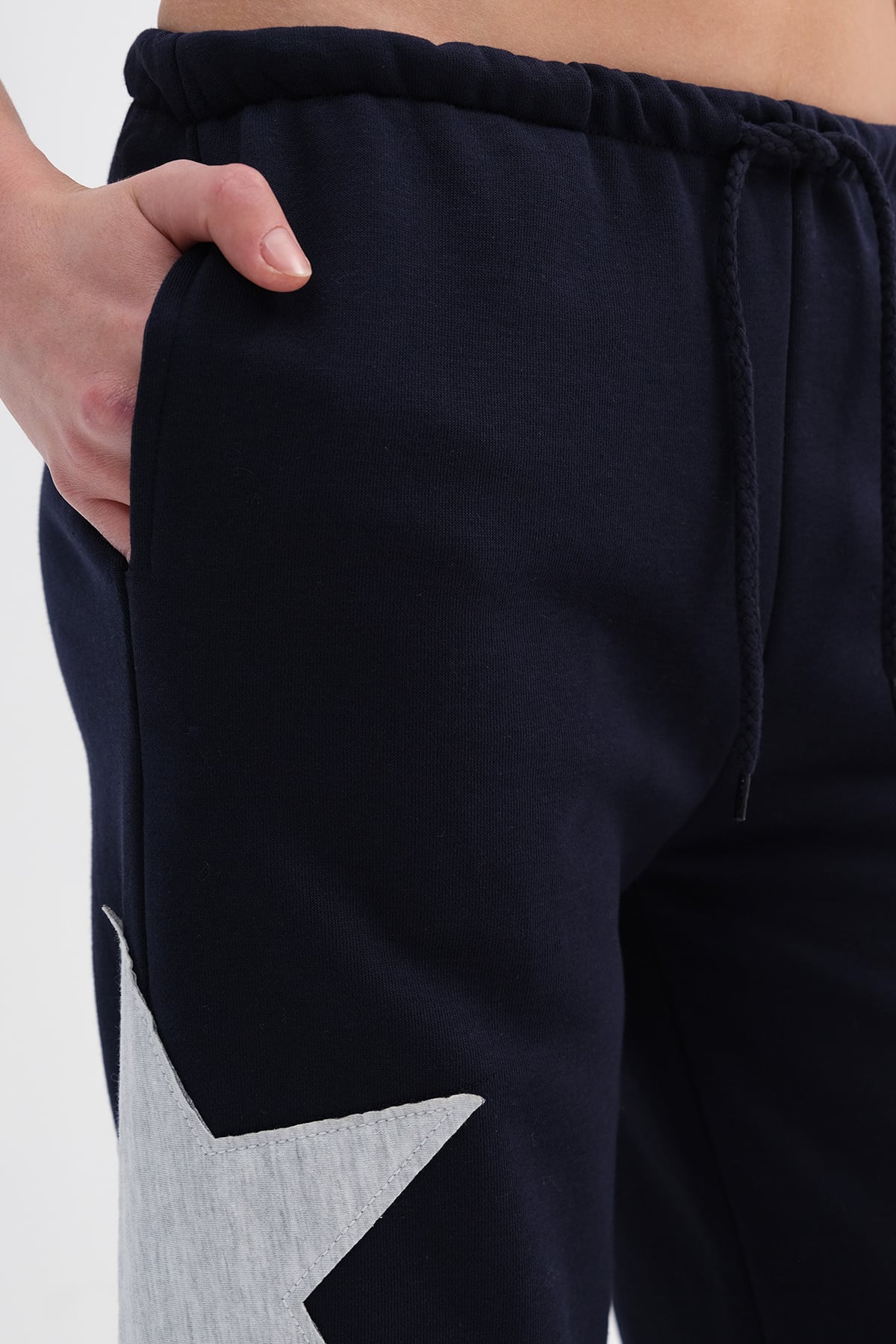 Night-Blue_Star-Pattern-Sweatpants-addax