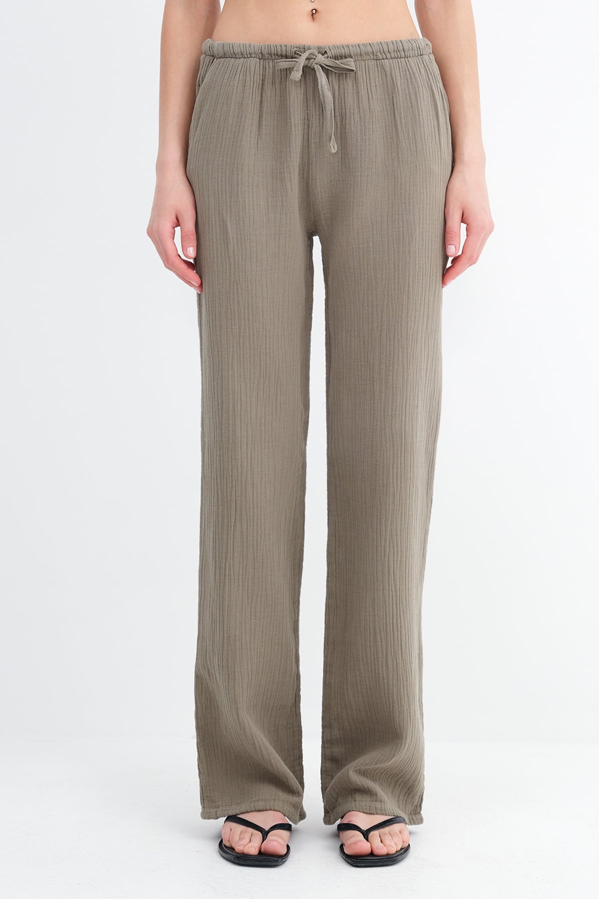 Oil-Green_Waist-Tie-Pants-addax