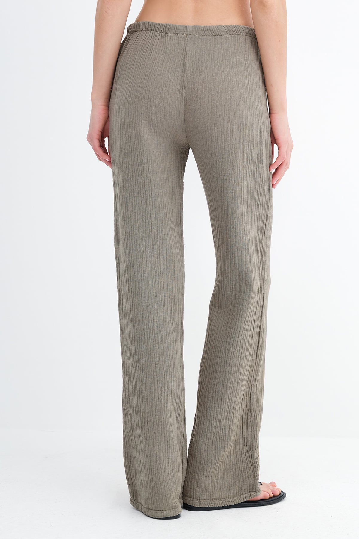 Oil-Green_Waist-Tie-Pants-addax