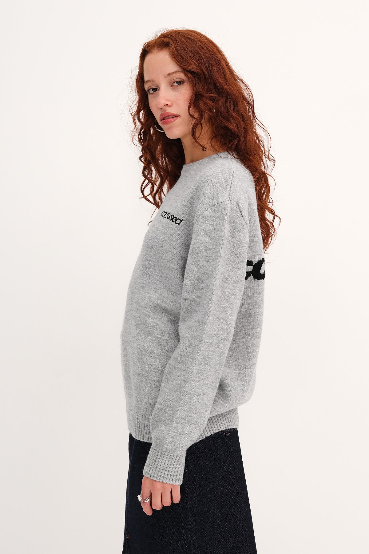 Snow-Melange_Crew-Neck-Knit-Sweater-addax
