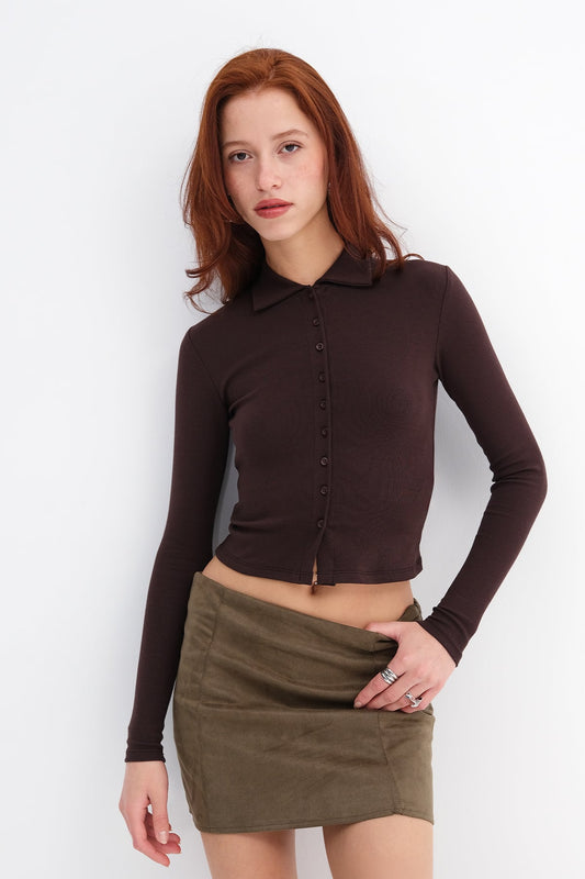Bitter-Coffee_Polo-Collar-Buttoned-Cardigan-addax