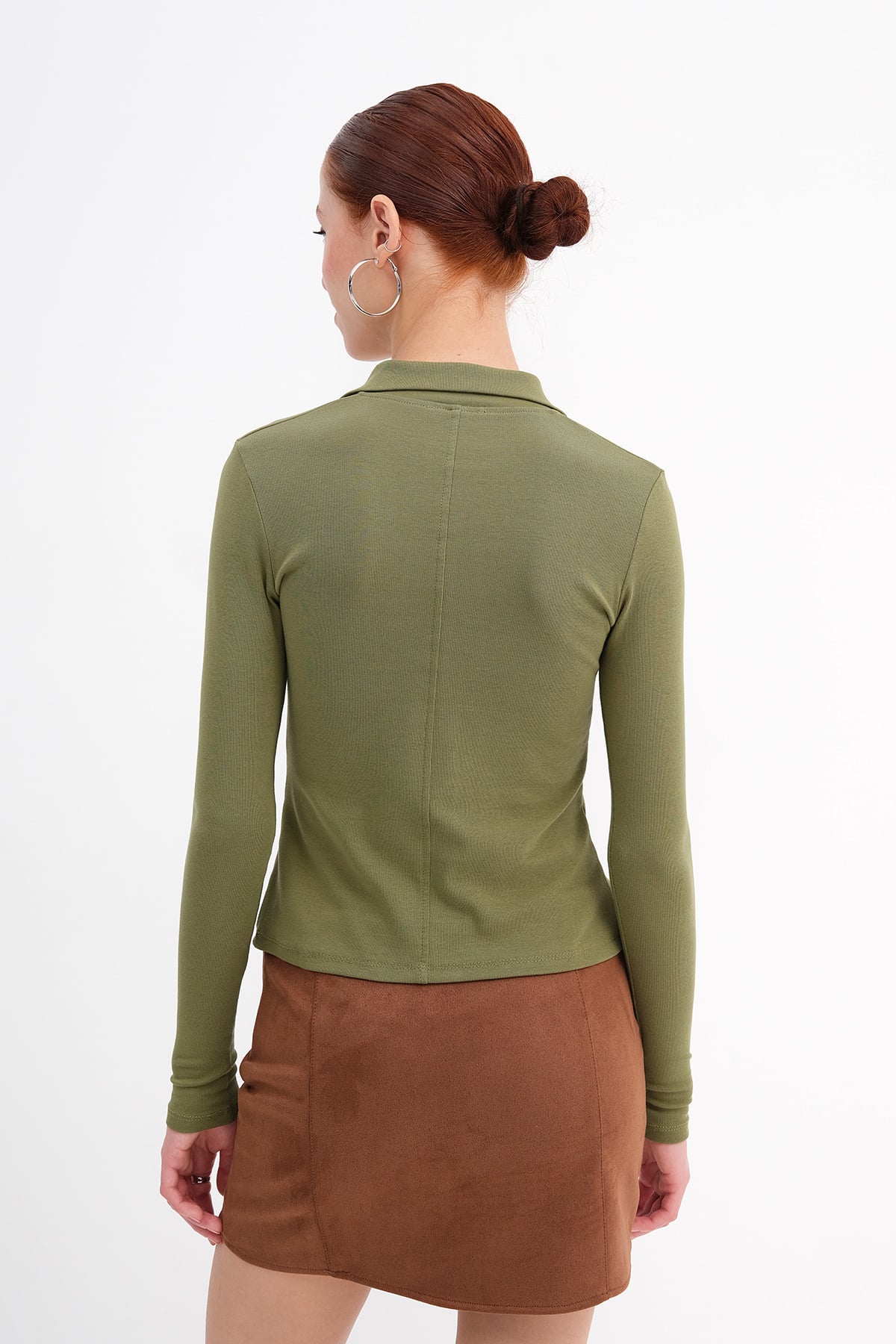 Matcha_Zip-Up-Polo-Neck-Blouse-addax