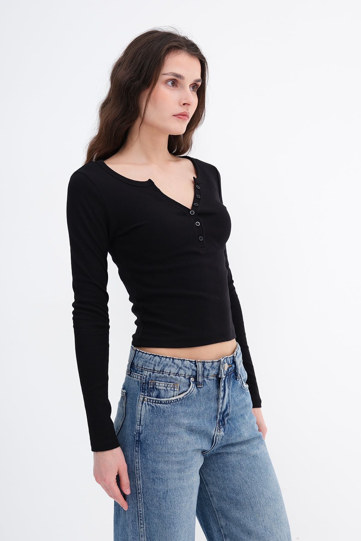 Black_Buttoned-Collar-Blouse-addax