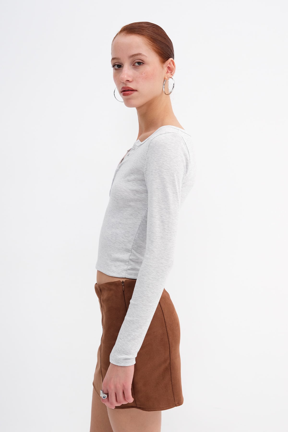 Snow-Melange_Buttoned-Collar-Blouse-addax