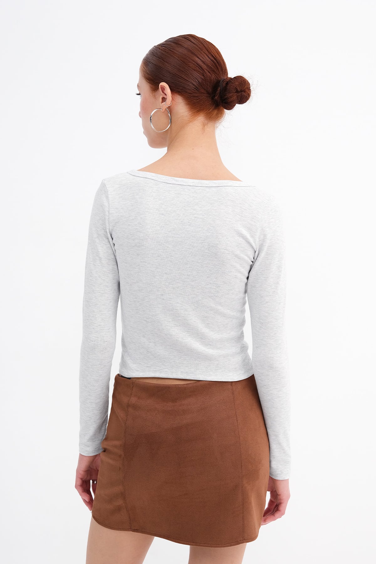 Snow-Melange_Buttoned-Collar-Blouse-addax