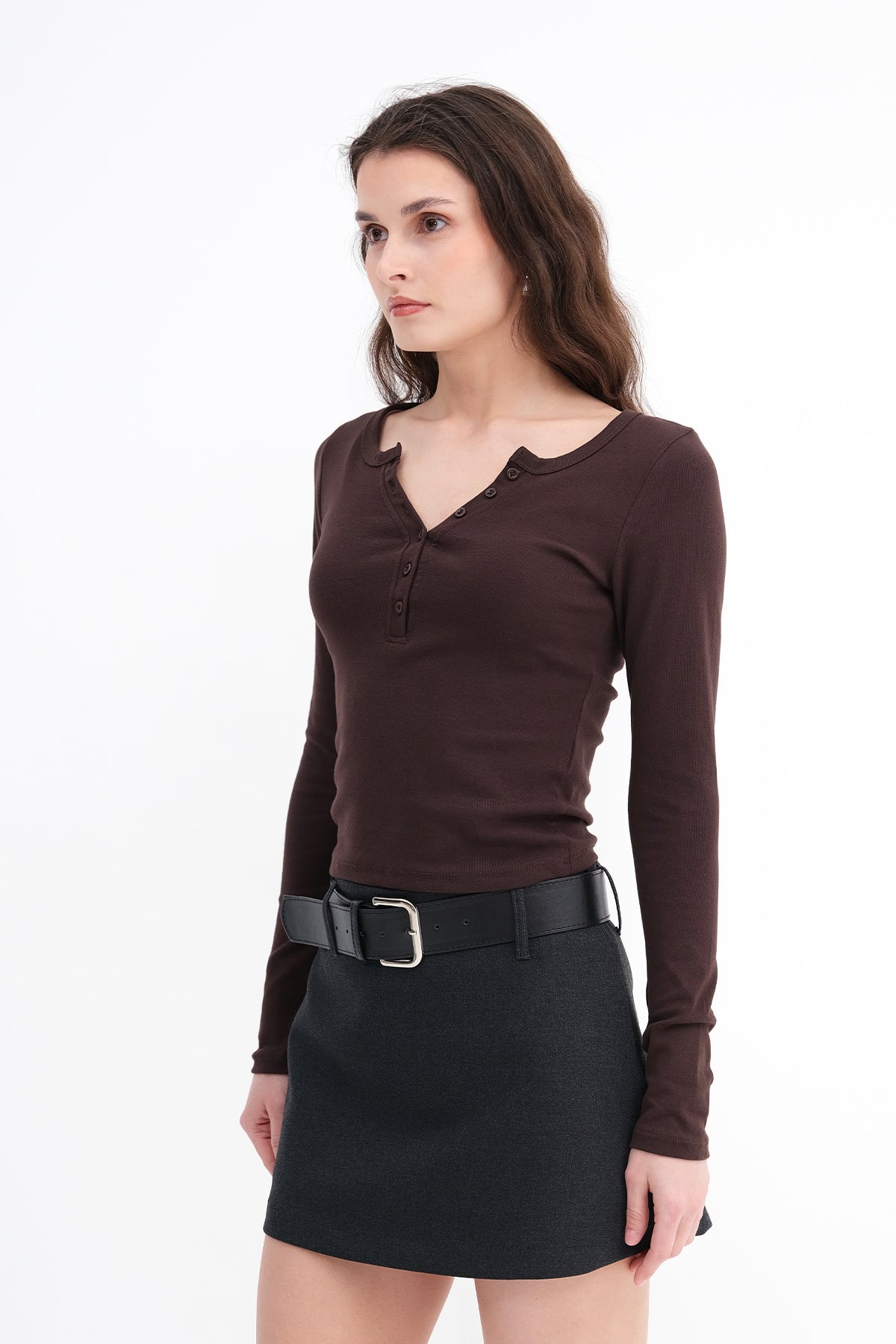Bitter-Coffee_Buttoned-Collar-Blouse-addax