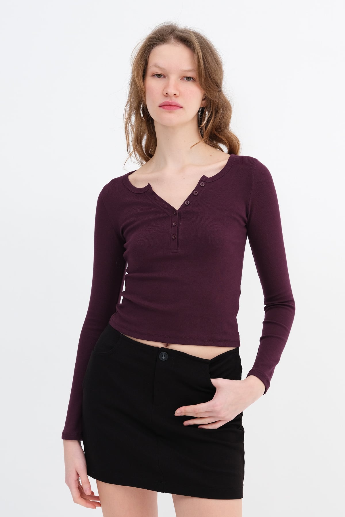 Gardenia_Buttoned-Collar-Blouse-addax