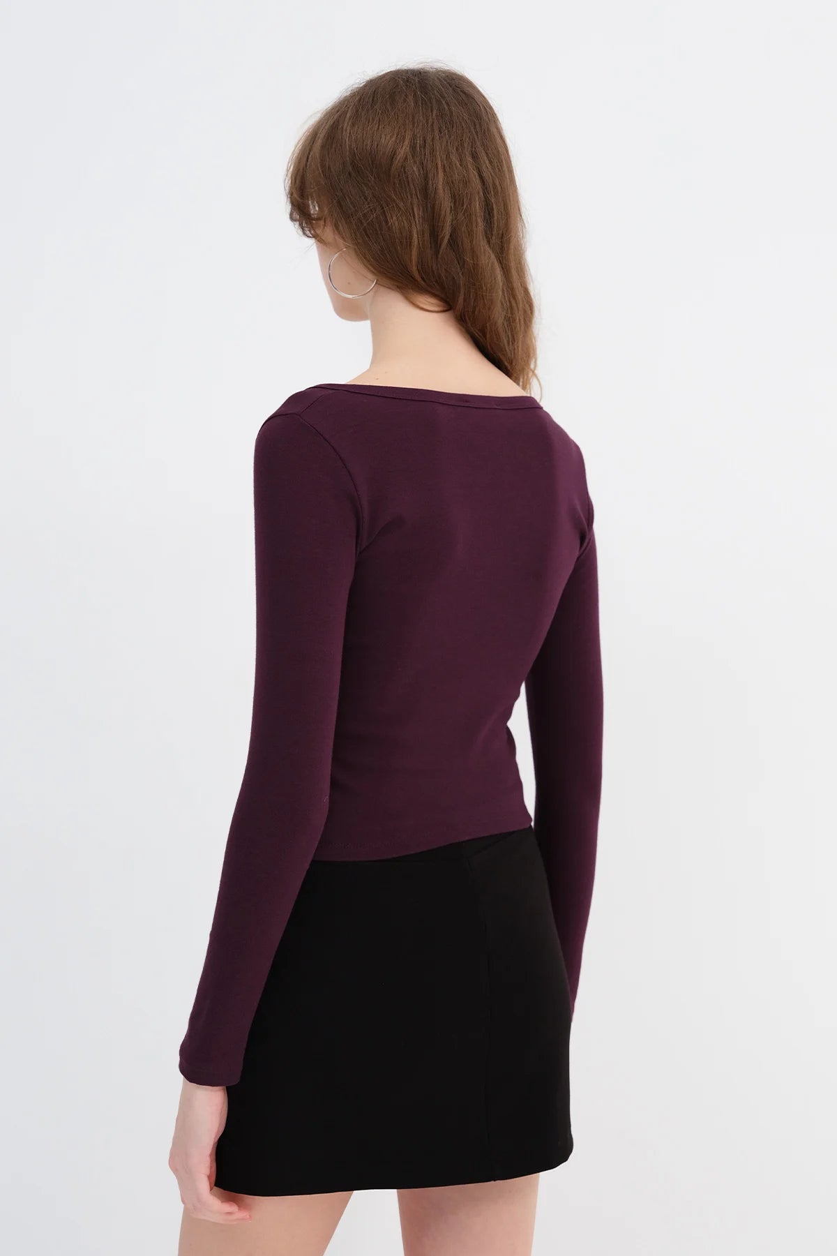 Gardenia_Buttoned-Collar-Blouse-addax