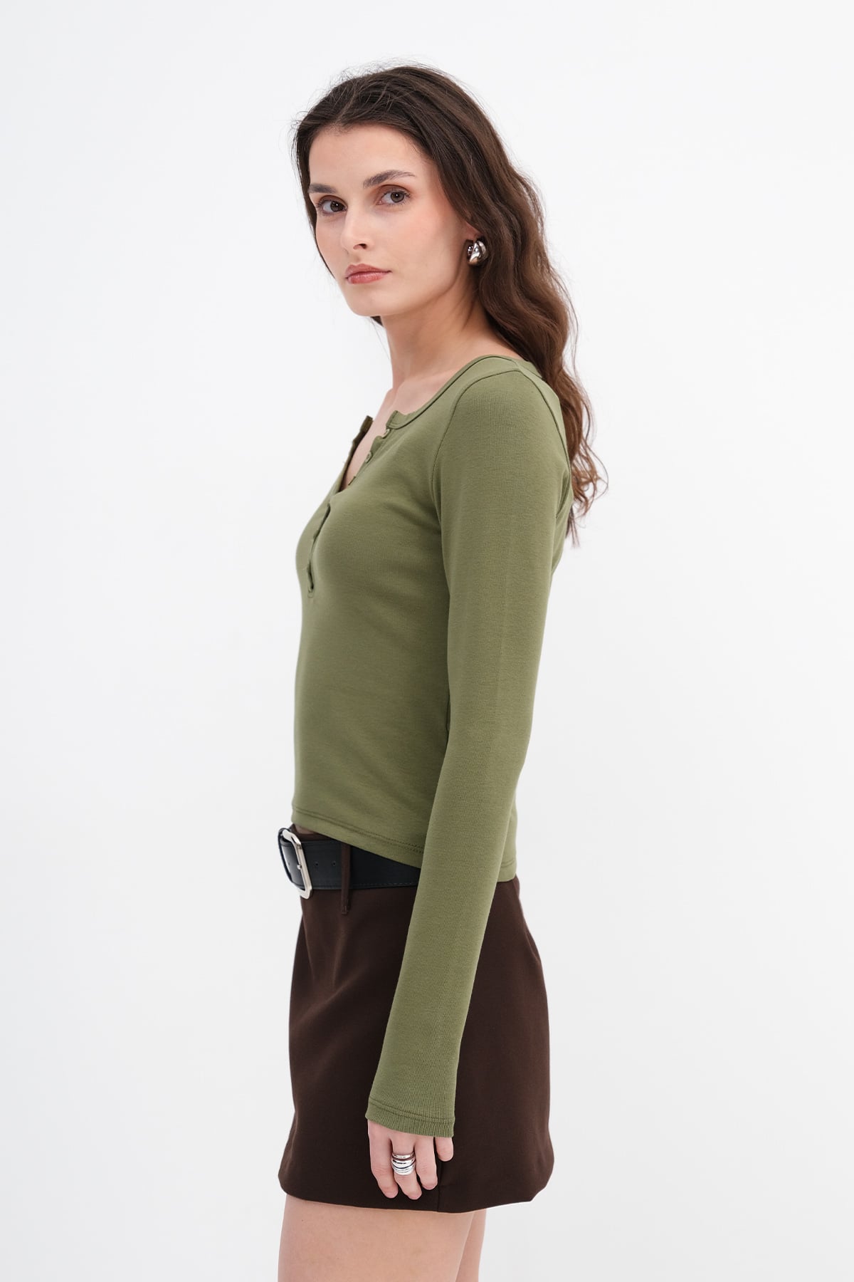 Matcha_Buttoned-Collar-Blouse-addax