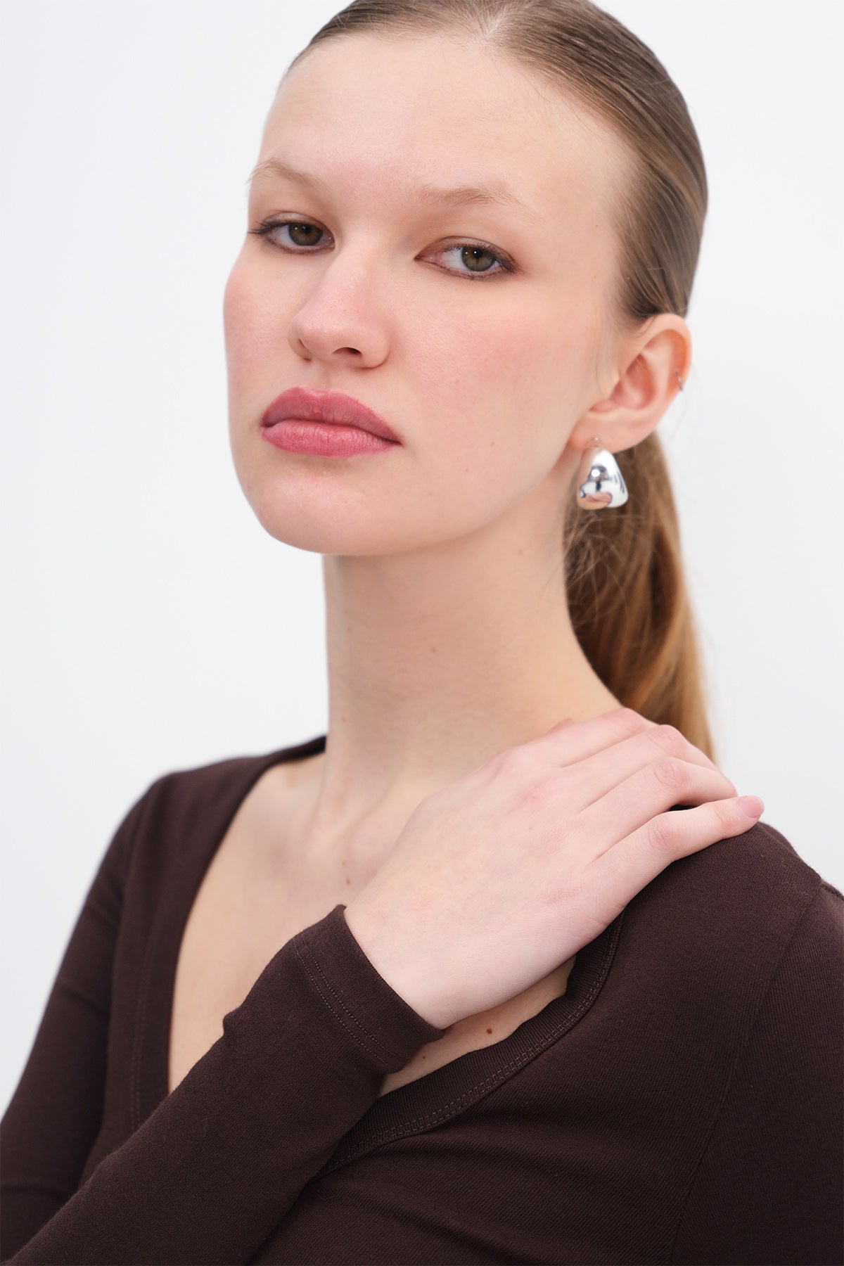 Bitter-Coffee_V-Neck-Basic-Blouse-addax