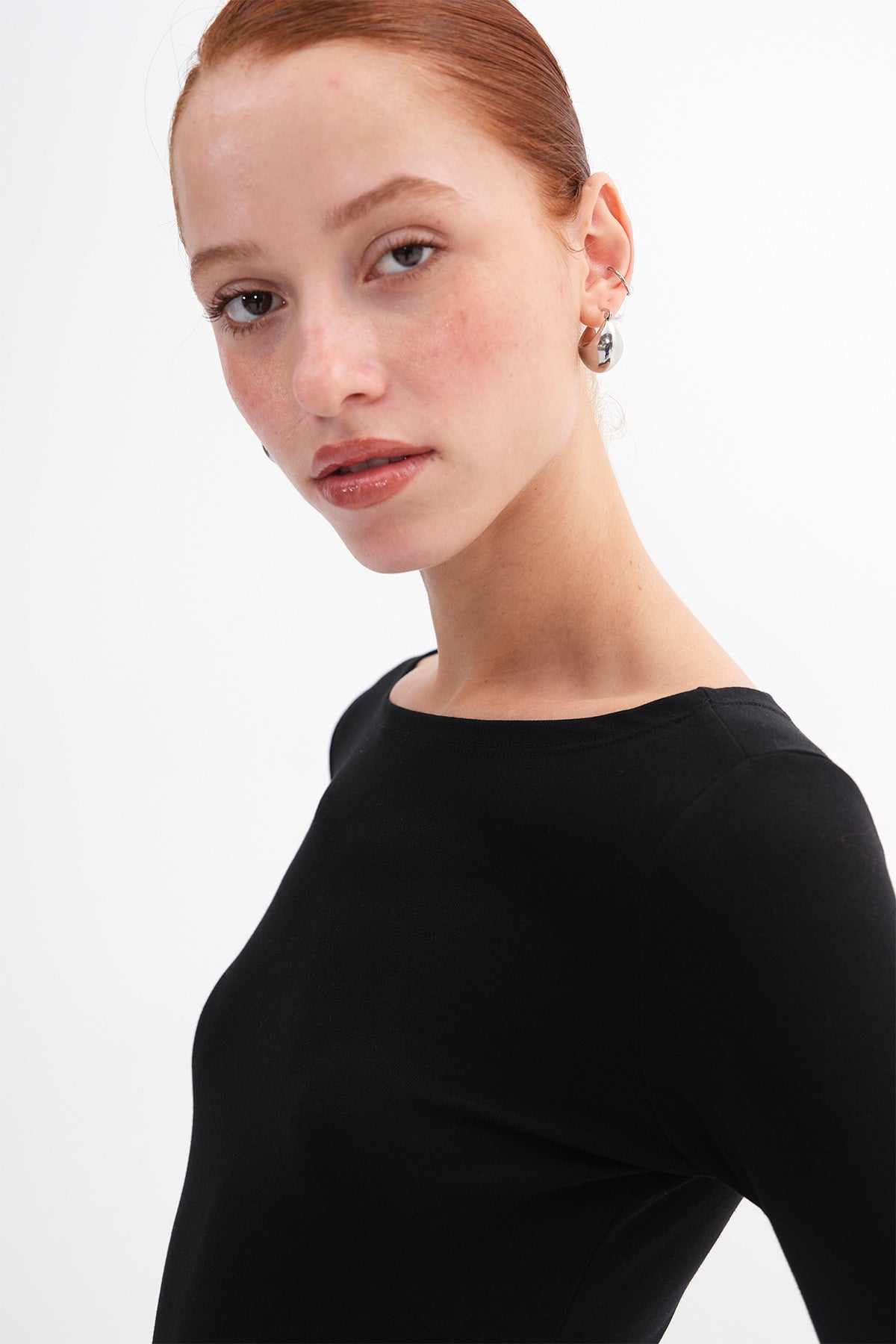 Black_Basic-Midi-Dress-addax