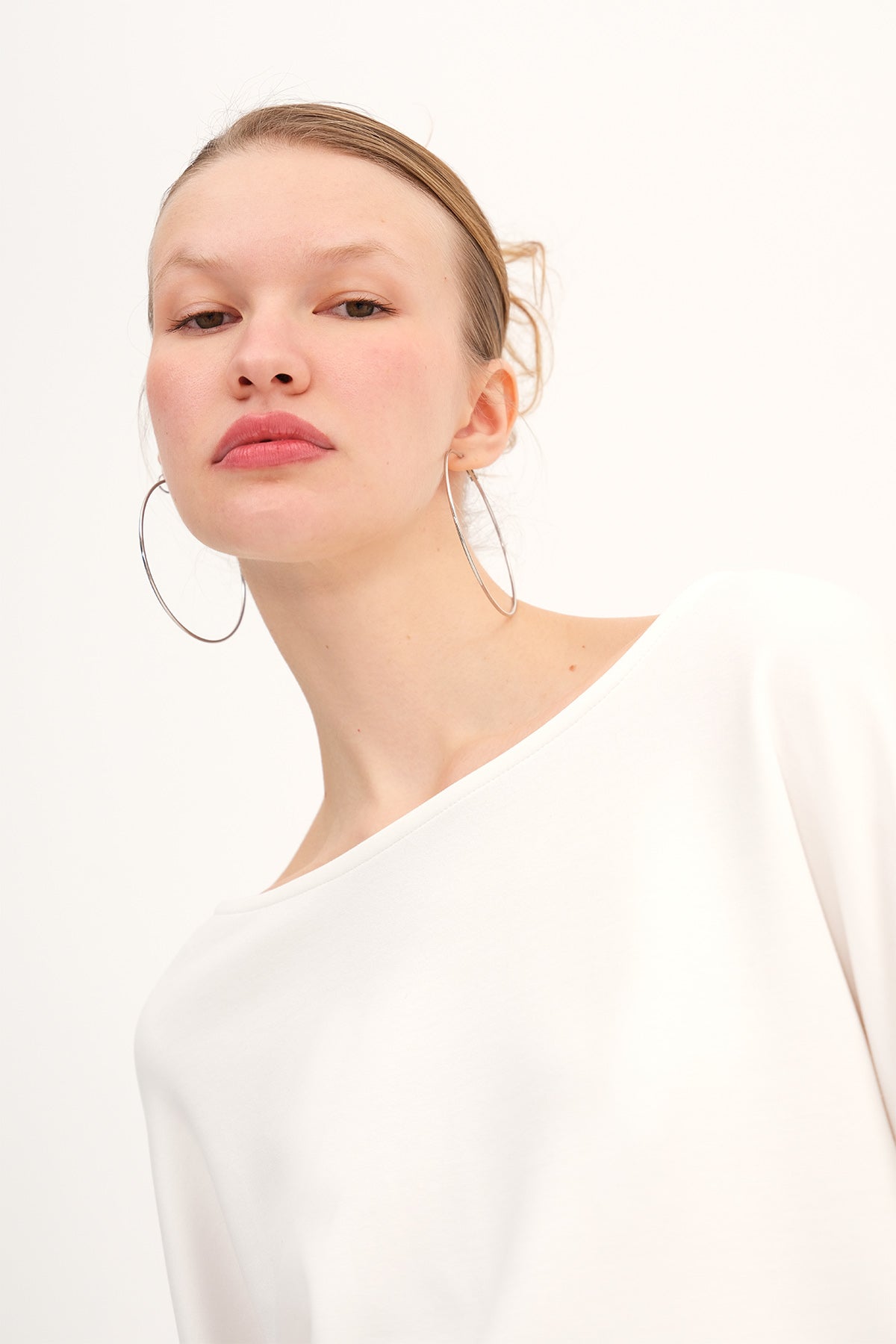 White_Boat-Neck-Sweatshirt-addax