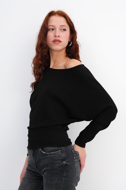 Black_Boat-Neck-Sweatshirt-addax