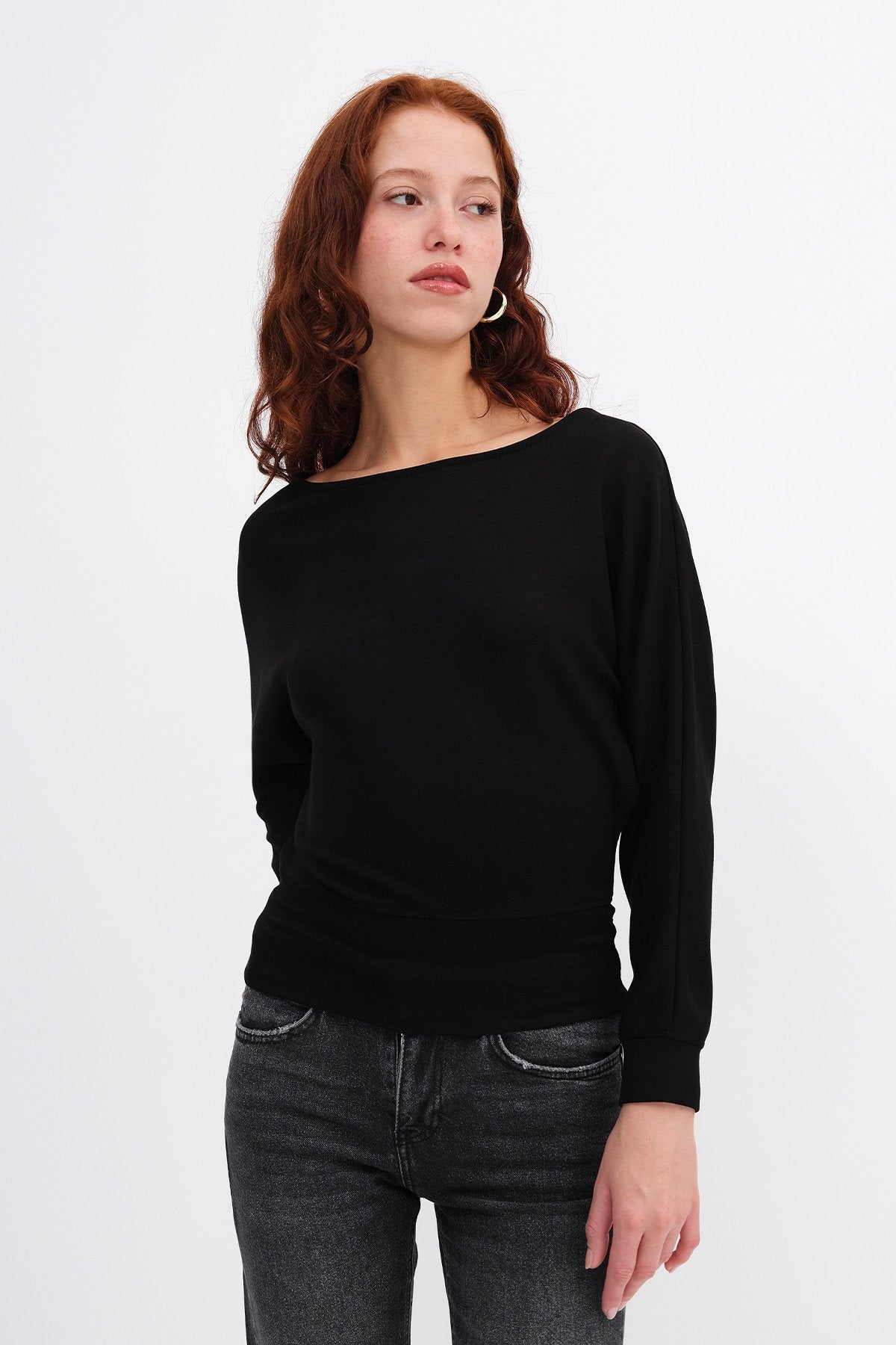 Black_Boat-Neck-Sweatshirt-addax