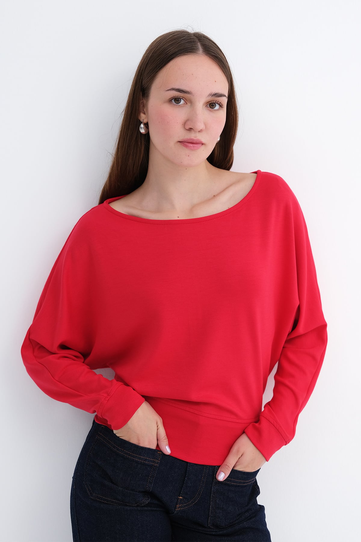 Red_Boat-Neck-Sweatshirt-addax