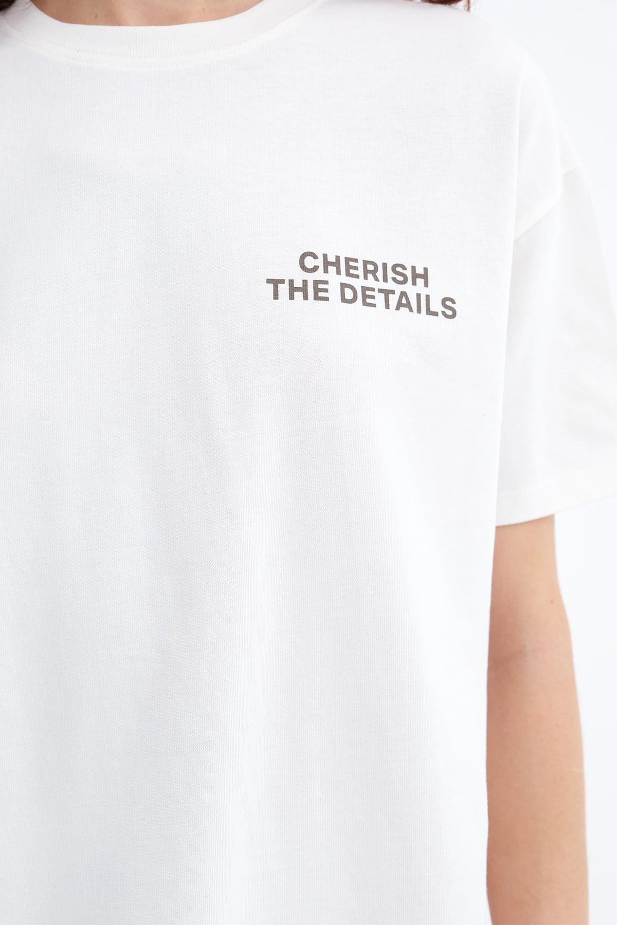 Ecru_Heavyweight-Printed-T-shirt-addax