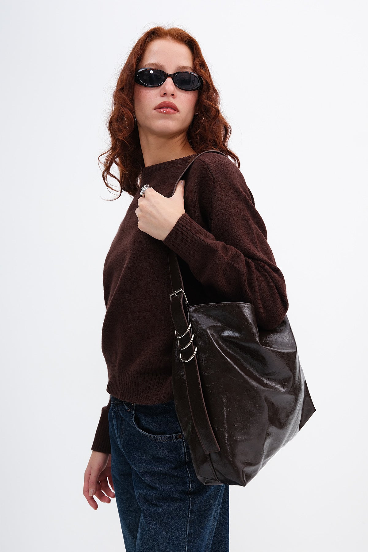 Bitter-Coffee_Patent-Shoulder-Bag-addax