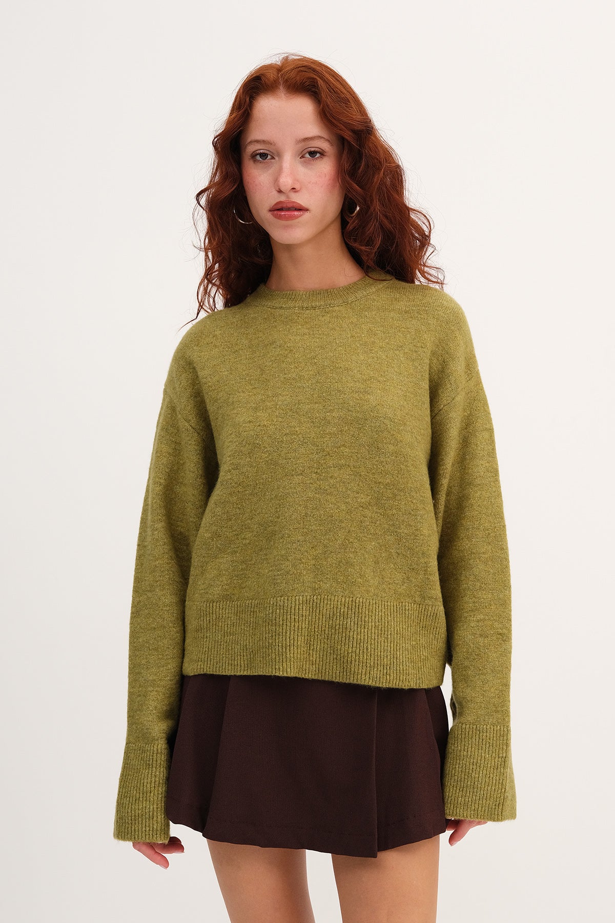 Olive_Crew-Neck-Knit-Jumper-addax