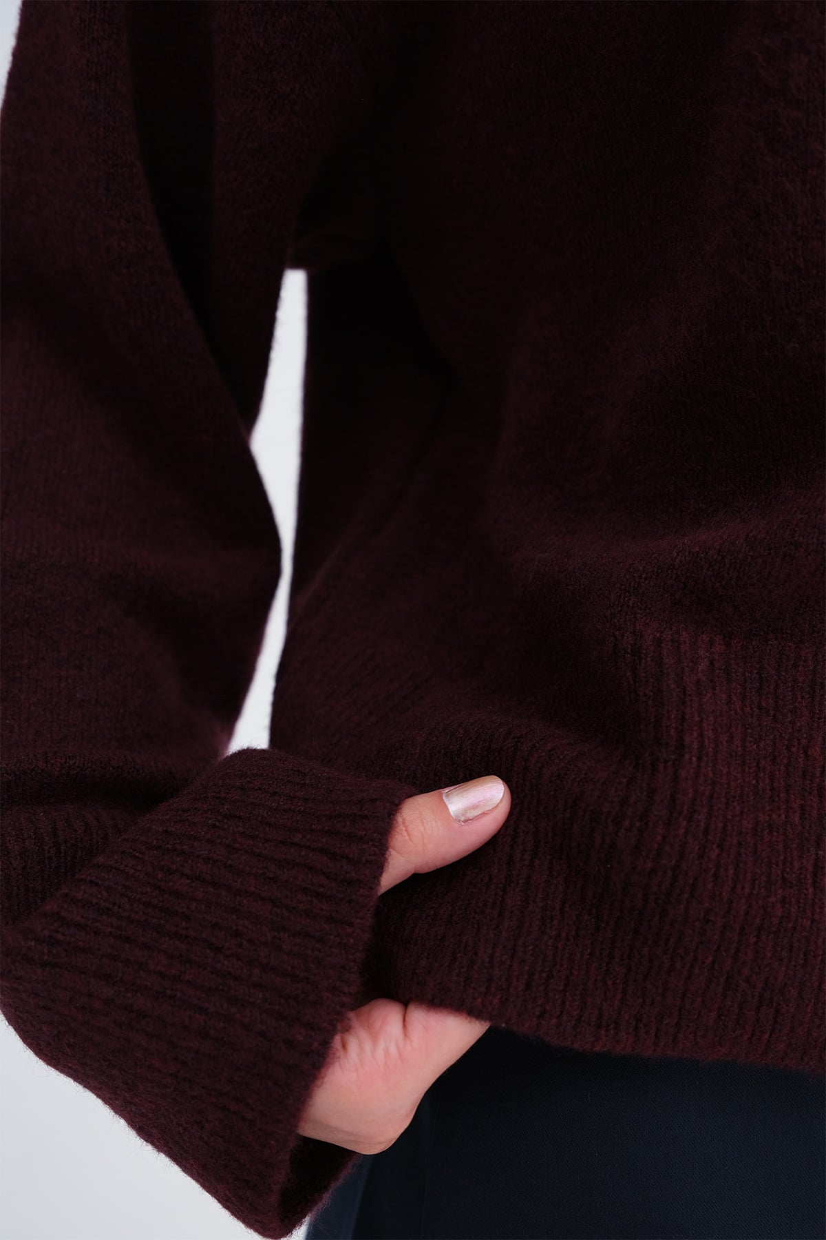Gardenia_Crew-Neck-Knit-Jumper-addax