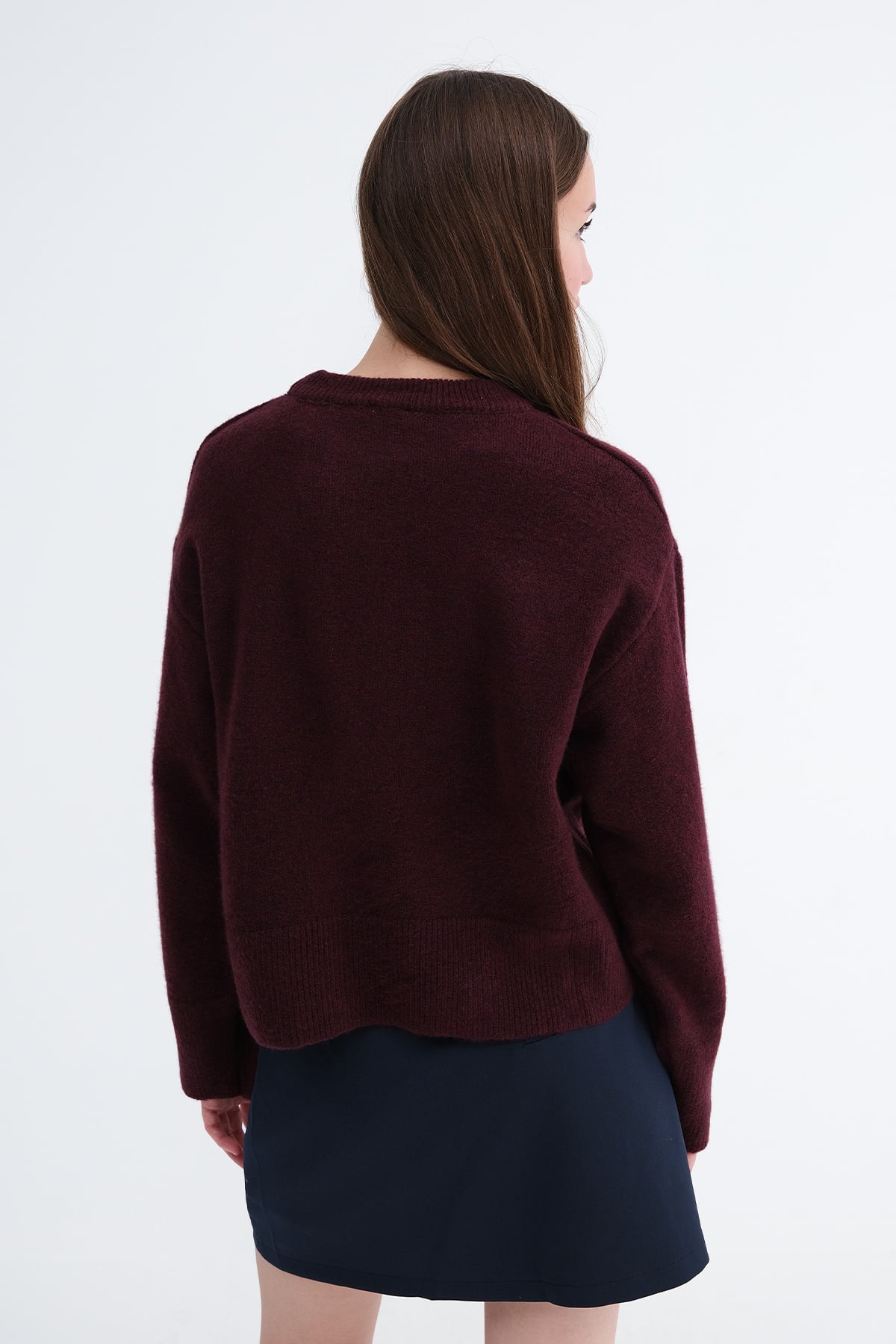 Gardenia_Crew-Neck-Knit-Jumper-addax