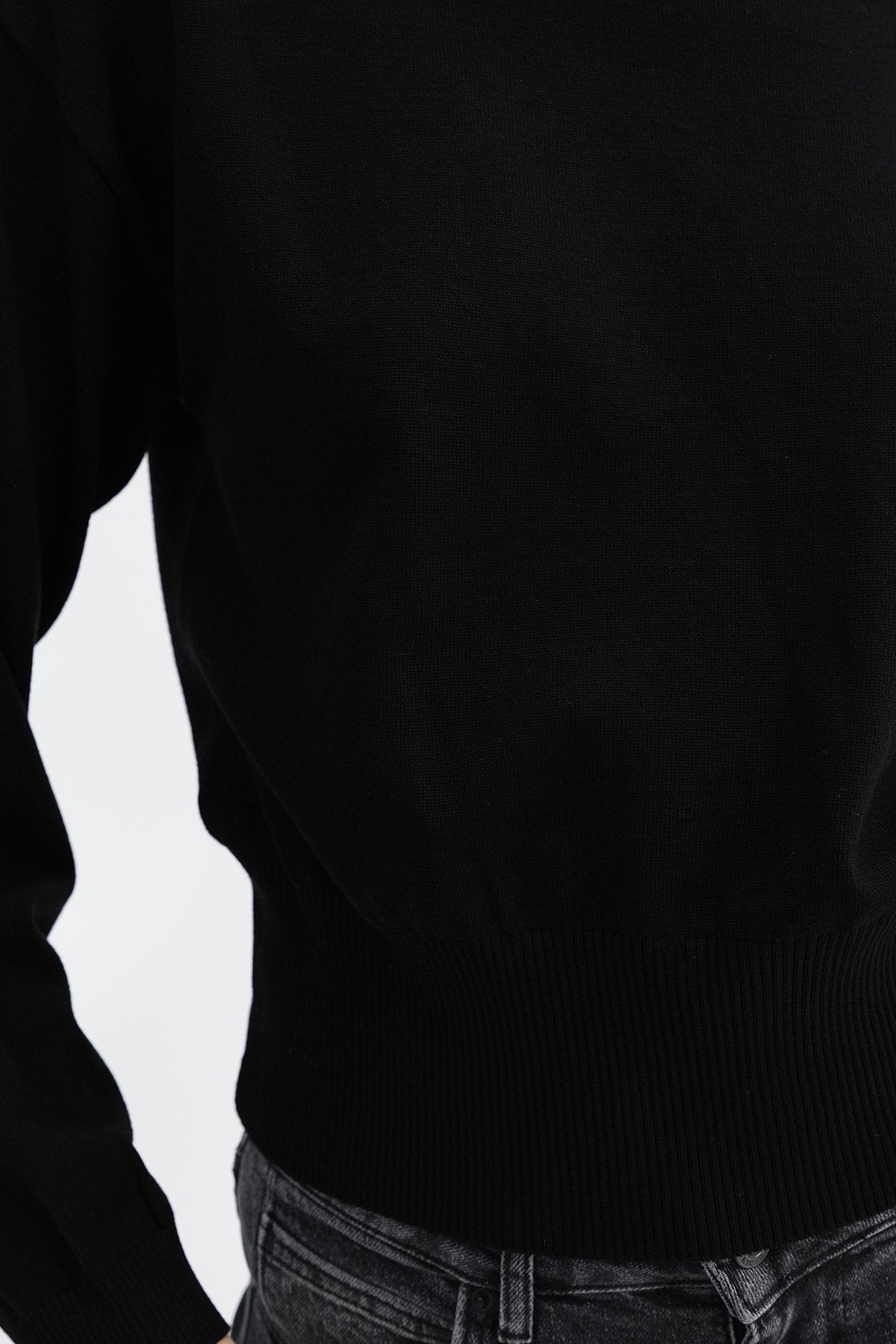 Black_Boat-Neck-Knit-Sweater-addax