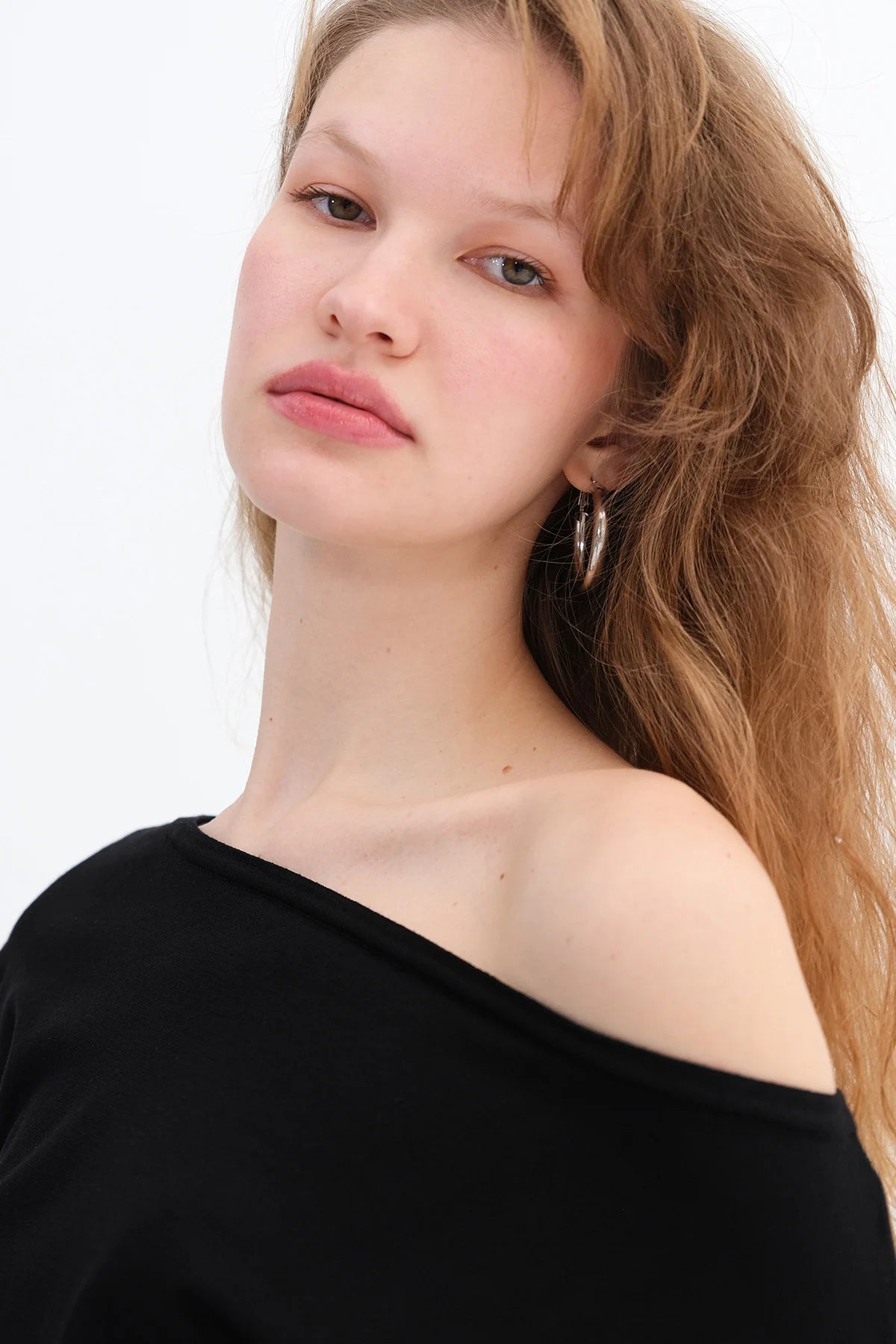 Black_Boat-Neck-Knit-Sweater-addax