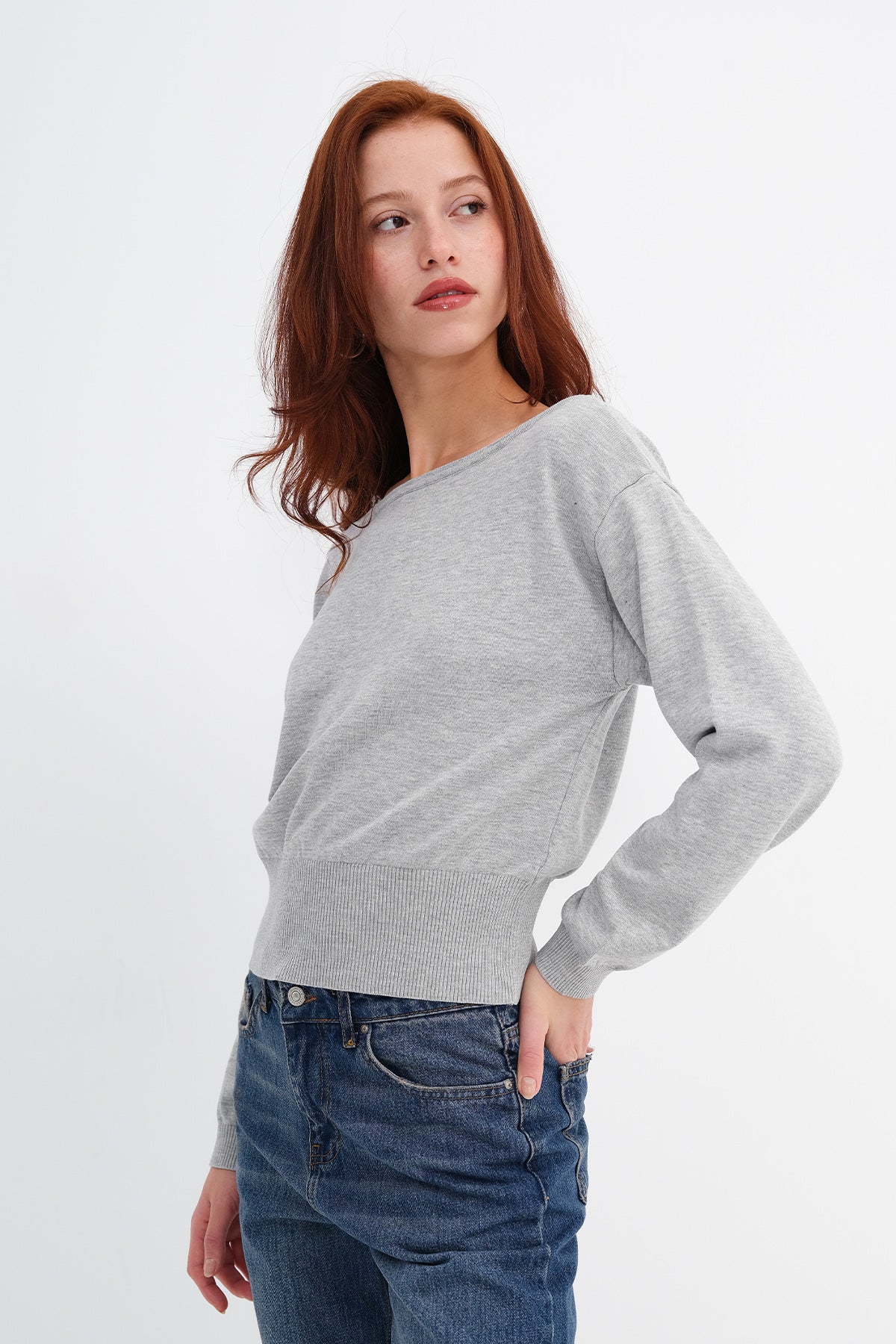 Grey_Boat-Neck-Knit-Sweater-addax
