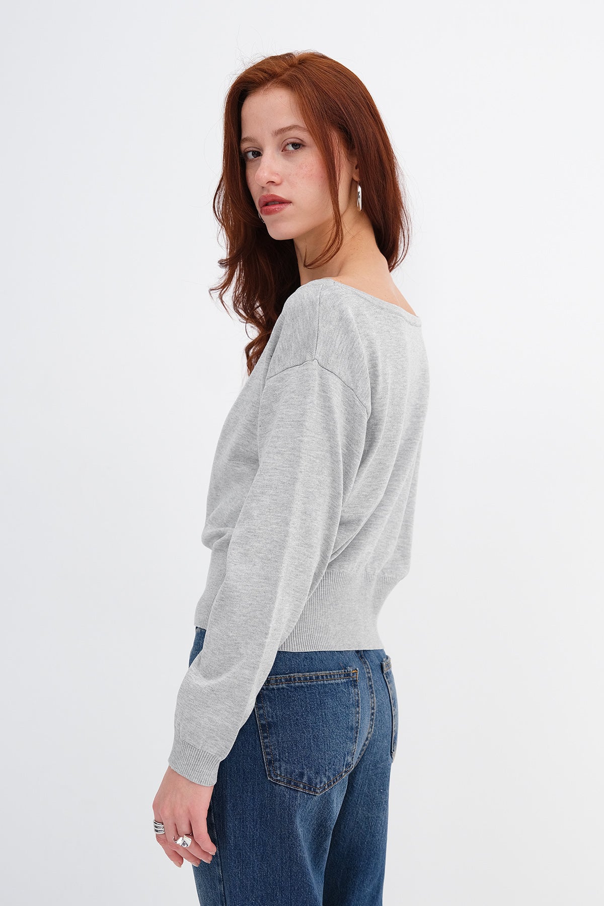 Grey_Boat-Neck-Knit-Sweater-addax