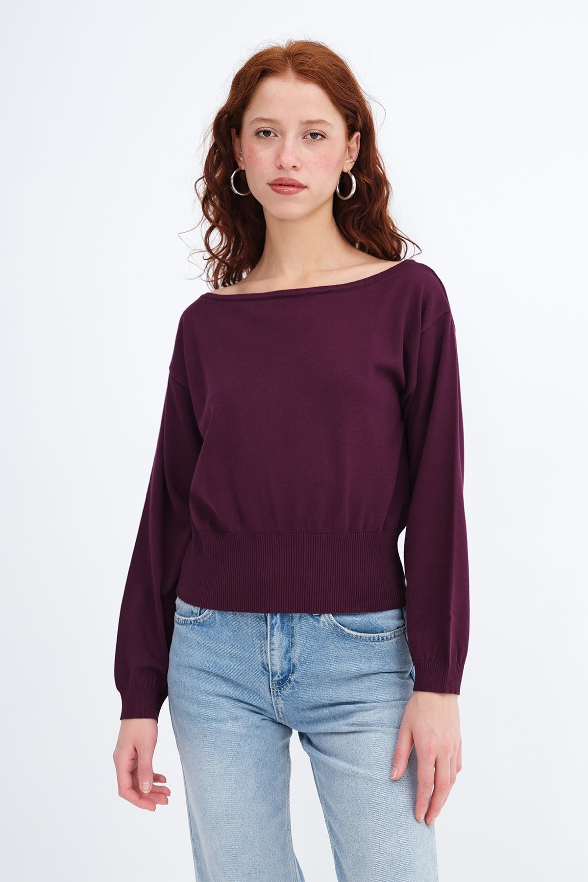 Gardenia_Boat-Neck-Knit-Sweater-addax