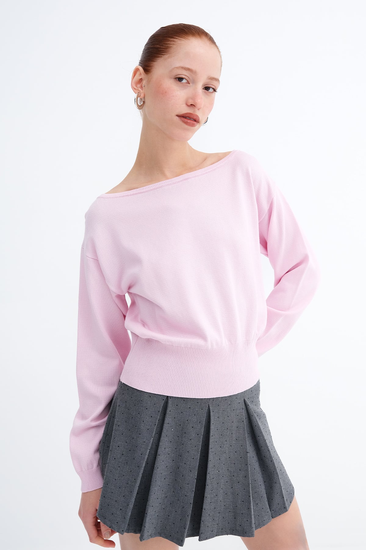 Lotus_Boat-Neck-Knit-Sweater-addax