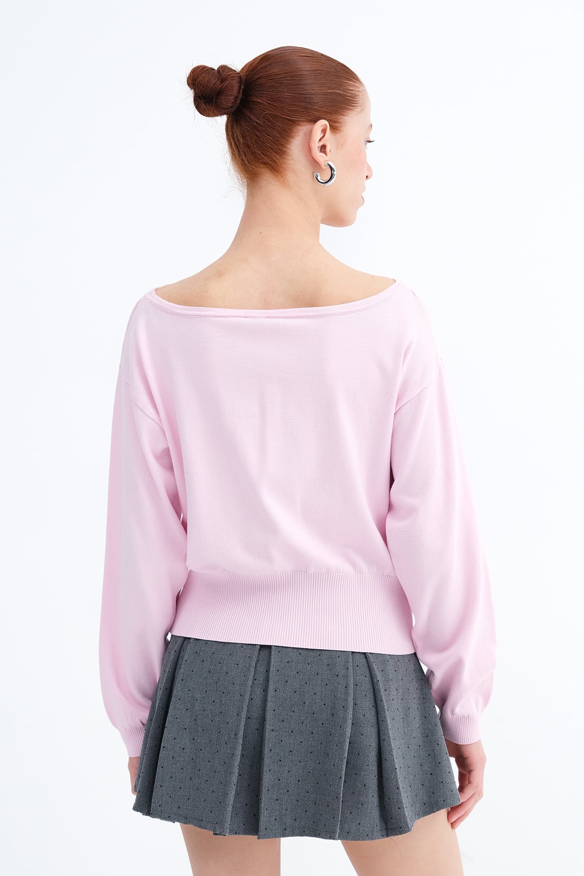 Lotus_Boat-Neck-Knit-Sweater-addax