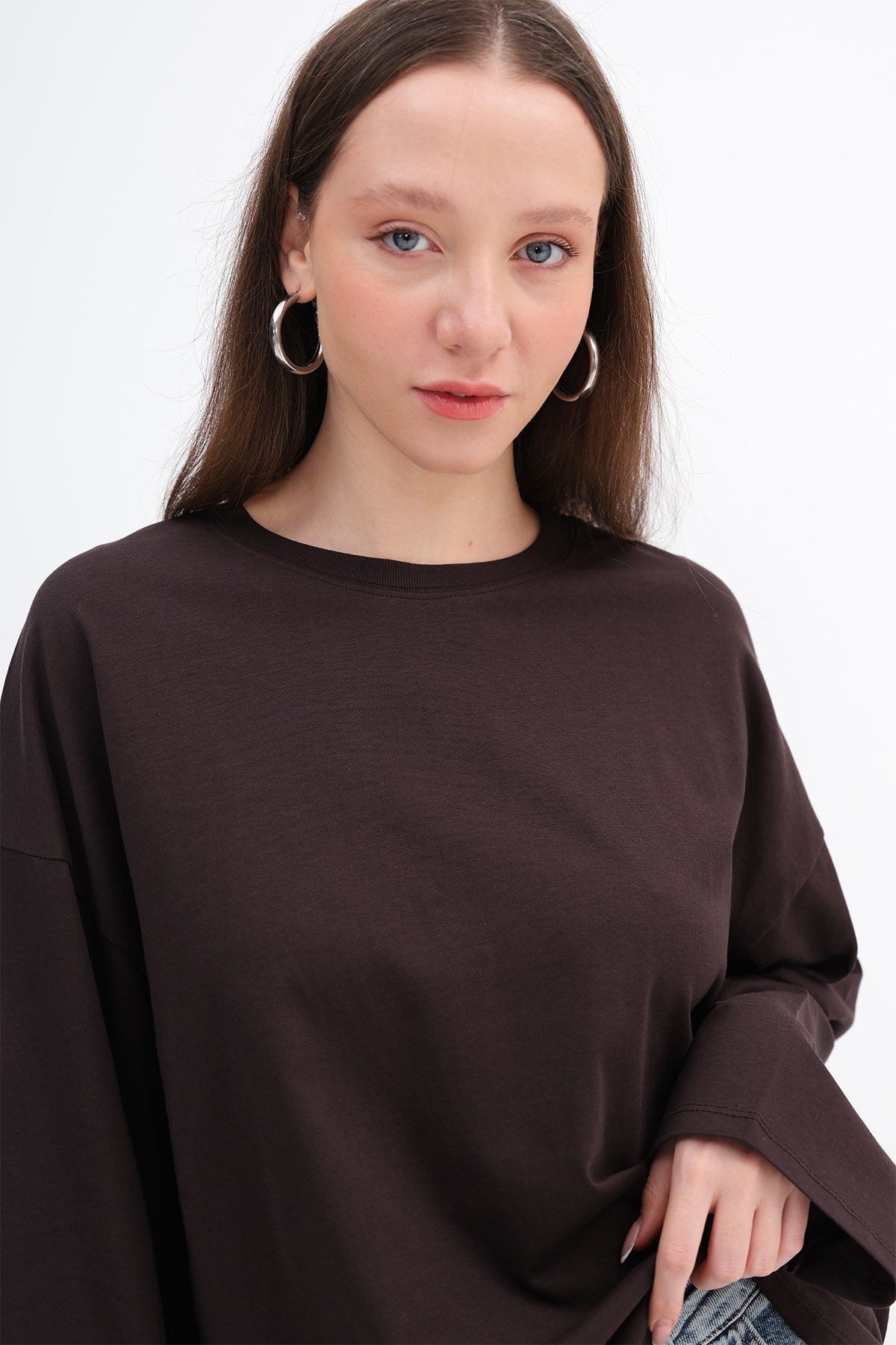 Bitter-Coffee_Long-Sleeve-Basic-T-Shirt-addax