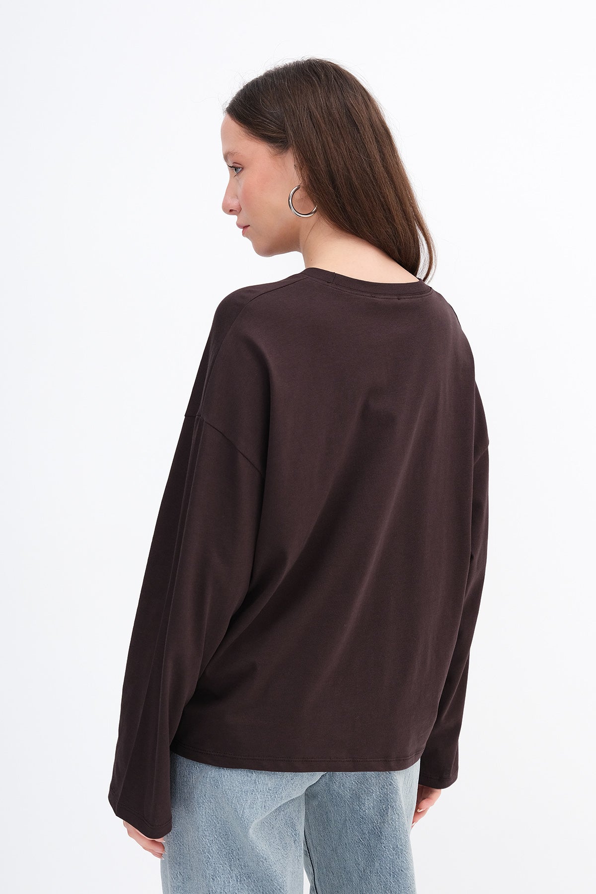 Bitter-Coffee_Long-Sleeve-Basic-T-Shirt-addax