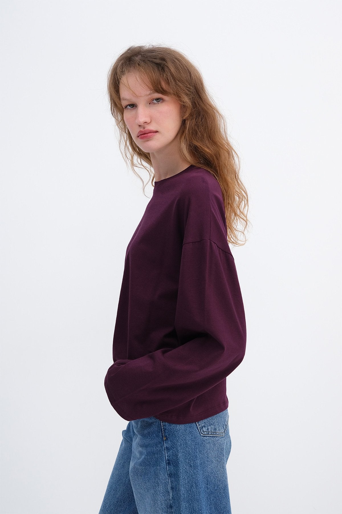 Gardenia_Long-Sleeve-Basic-T-Shirt-addax