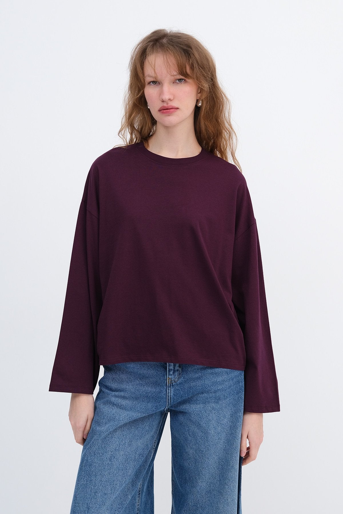 Gardenia_Long-Sleeve-Basic-T-Shirt-addax