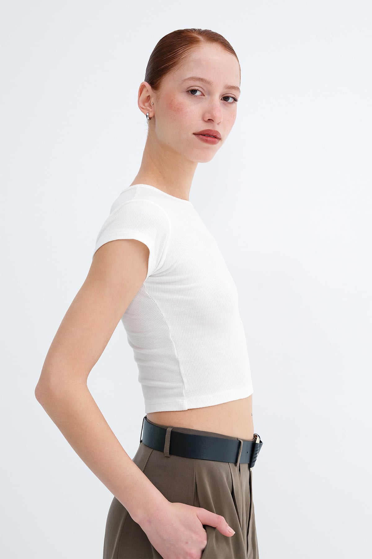 Ecru_Crew-Neck-Short-Sleeve-T-Shirt-addax