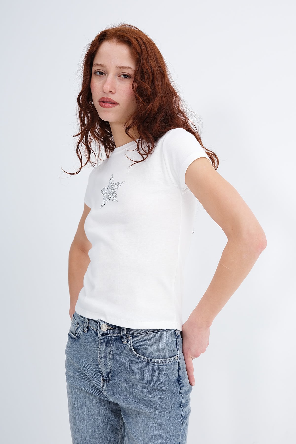Ecru_Star-Printed-T-shirt-addax