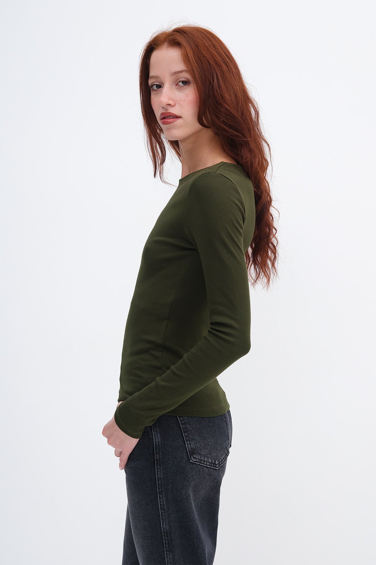 Dark-Green_Crew-Neck-Basic-Blouse-addax