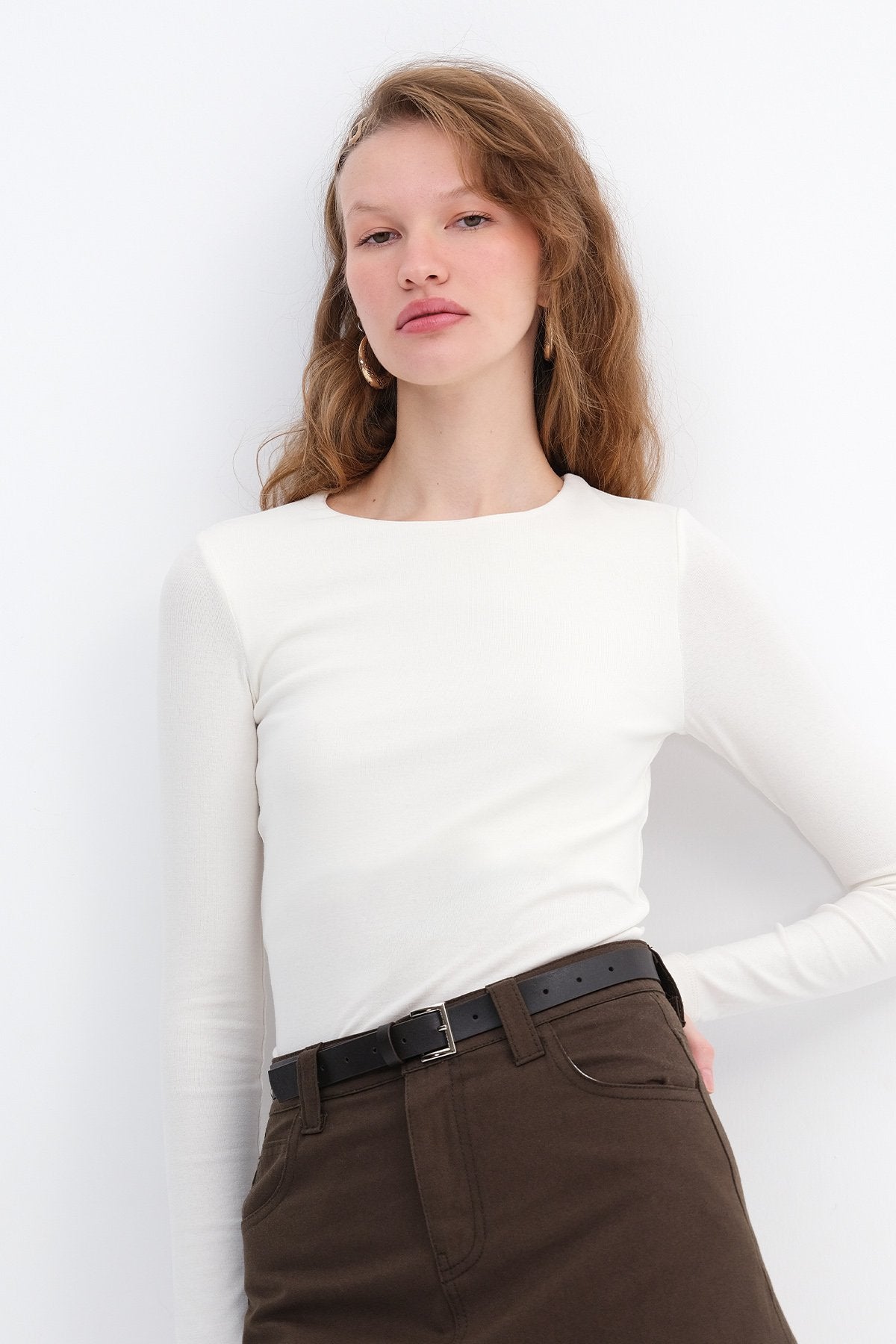 Ecru_Crew-Neck-Basic-Blouse-addax