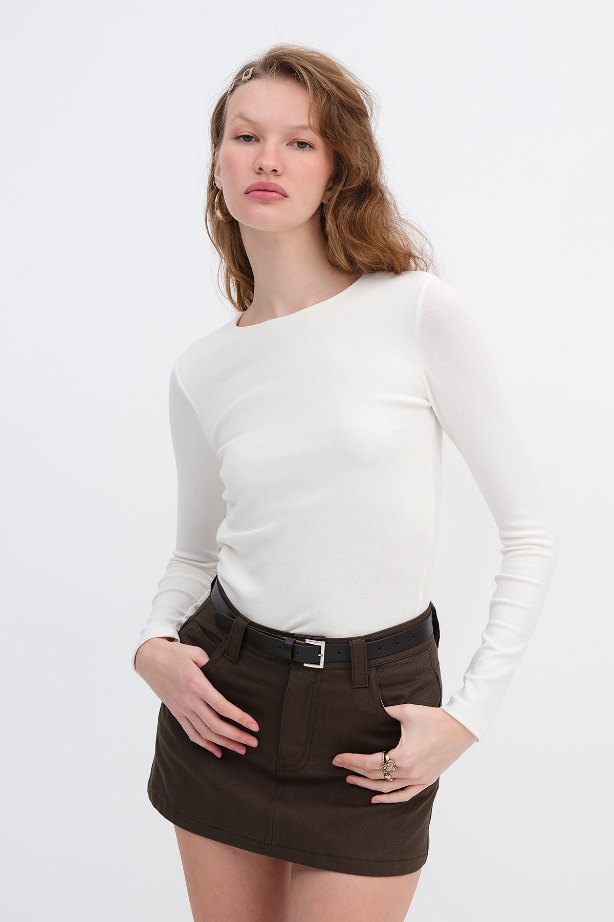 Ecru_Crew-Neck-Basic-Blouse-addax
