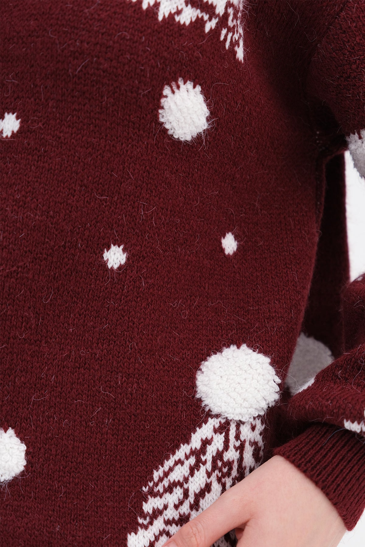 Light-Burgundy_Christmas-Themed-Knit-Sweater-addax
